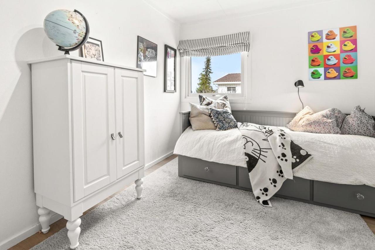 Slemdal, Oslo West Villa ภายนอก รูปภาพ